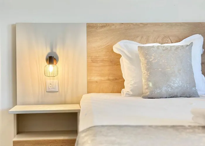 شقة Sea View Allure With Balcony