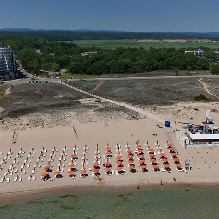 Daire Sea View Allure With Balcony