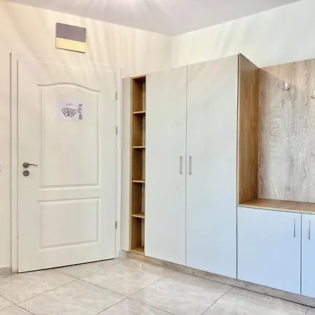 شقة Sea View Allure With Balcony بريمورسكو